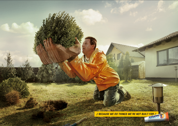 創(chuàng)意海報(bào)的視覺(jué)革命 從素材合成到全球頂尖廣告設(shè)計(jì)的靈感解碼